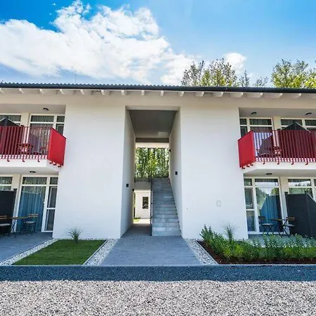 Piroska Fogadoja Otel *